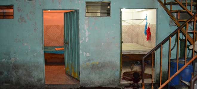 Los cadu00e1veres quedaron dentro de una habitaciu00f3n. (Foto: Sergio Villasmil)