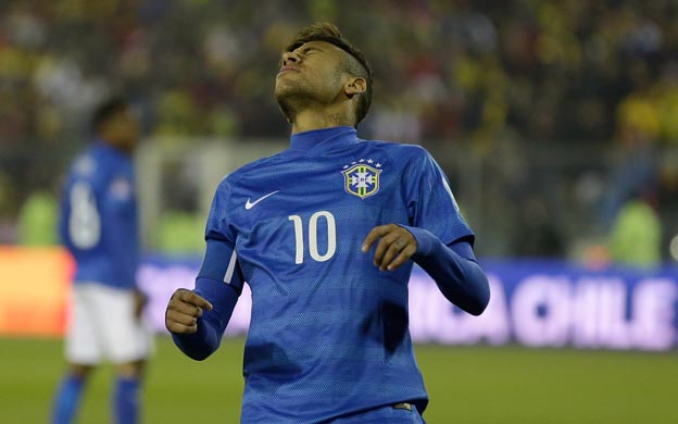 Neymar fue sancionado con cuatro fechas sin jugar tras un partido de la primera fase de la Copa Amu00e9rica. Foto: AP