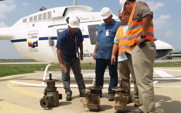 Por medio de la Gobernaciu00f3n del Zulia se logru00f3 el traslado de las tres bombas principales de combustible para continuar las reparaciones en las plantas. (Foto: Gabriela Sanz)
