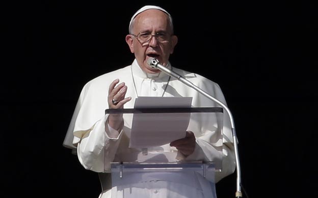 El papa expresu00f3 sus mu00e1s sentidas condolencias al pueblo francu00e9s y a su presidente. Foto: AP