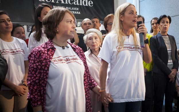 La esposa del dirigente aseguru00f3 que la Unidad es la fortaleza para consolidar la gran victoria el pru00f3ximo 6 de diciembre. (Foto: EFE)