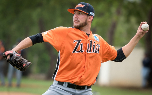 Lino Martu00ednez cumple como zurdo en el bullpen de u00c1guilas del Zulia.