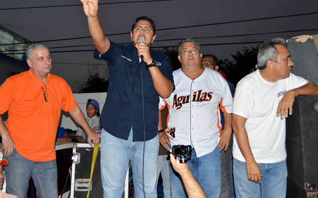 Lester Toledo Reprochu00f3 las constantes arremetidas e insultos contra dirigentes opositores y empresarios venezolanos en las alocuciones presidenciales tildu00e1ndolos de golpistas