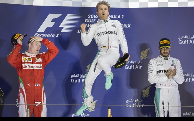 Rosberg (c) ha ganado las dos primeras carreras del Mundial de Fu00f3rmula 1 en 2016. Foto: EFE