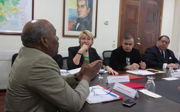 La Fiscal Luisa Ortega Du00edaz informu00f3 de los funcionarios del MP que formaru00e1n parte de la Comisiu00f3n de la Verdad. (Foto: Twitter)