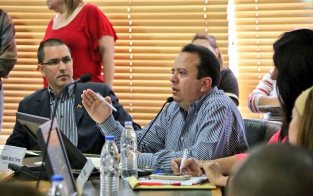 La reuniu00f3n se llevu00f3 a cabo ayer en la sede principal del Banco de Venezuela. (Foto:Cortesu00eda VTV)u00a0