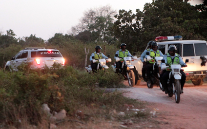 Un numeroso grupo de funcionarios del CPBEZ acudiu00f3 al lugar para intensificar el enfrentamiento. (Foto: Archivo)