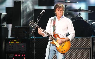 Paul McCartney dejó de fumar porros