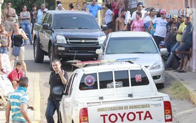 Hallan sin vida a un hombre dentro de una casa de Santa Fe 3