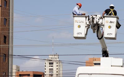 Instalan luces LED en sectores de Maracaibo