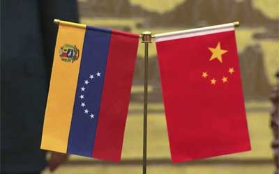 Venezuela y China modifican acuerdo de financiamiento