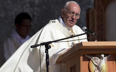 El papa clama en Bolivia: “Basta de descartes”