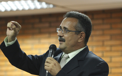 Sin reconducción de la economía Venezuela va a una “hambruna”