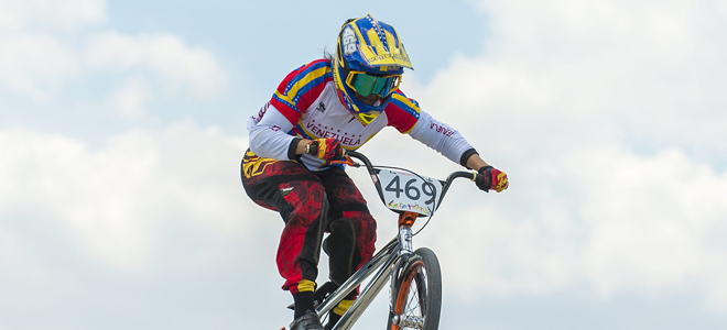 Stefany Hernández participará en la Copa Mundial de BMX