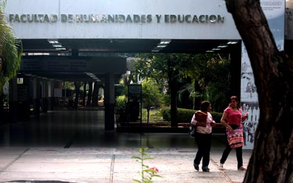 Profesores de LUZ acuerdan no reincorporarse en septiembre