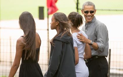 Obama pasa el fin de semana con sus hijas en Nueva York