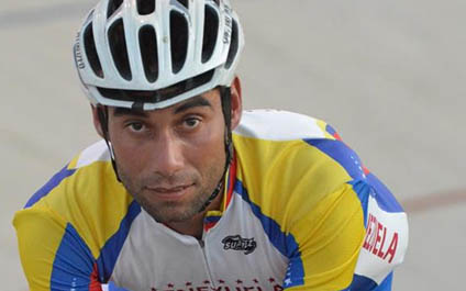 Fallece arrollado ciclista venezolano