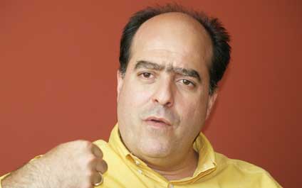 Borges pide a partidos aprobar tarjeta única