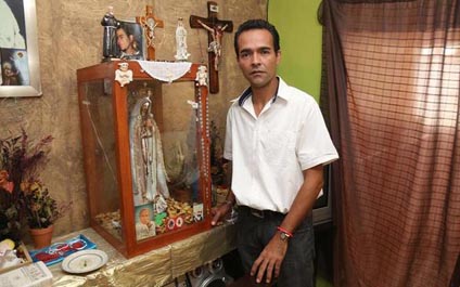 Virgen de Fátima llora lágrimas de sangre