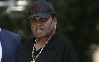 Joe Jackson sufre derrame cerebral