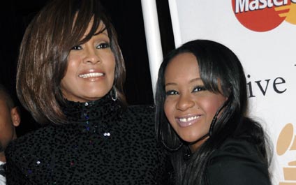 Planean realizar autopsia a Bobbi Kristina Brown