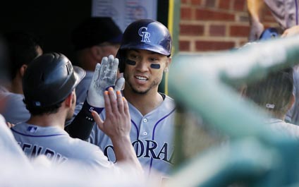 Los Rockies buscan cambiar a Carlos González