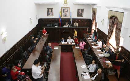 En ruinas reciben clases 195 alumnos en San José de Perijá