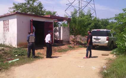 Carbonizan a dos amigos y los identifican por sus dientes