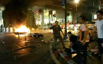 Al menos 27 muertos y 80 heridos deja bomba en Bangkok