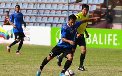 Zulia FC sale a defender su alto vuelo ante Caracas