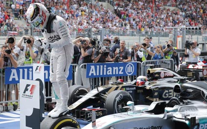 Lewis Hamilton arrasa en el GP de Bélgica