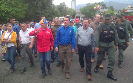 Vicepresidente Arreaza supervisa OLP en la frontera