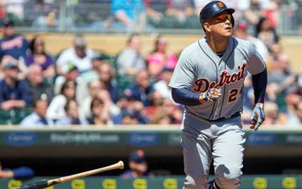 Cabrera se acerca a su cuarto título de bateo