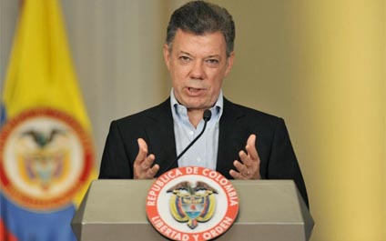 Santos no desistirá en el diálogo ante crisis fronteriza