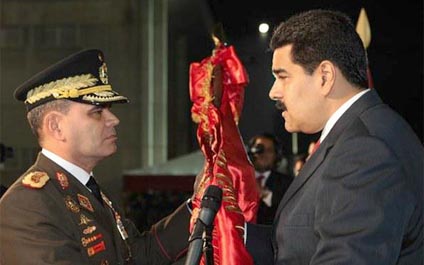 Maduro ordenó reposo al ministro Padrino López