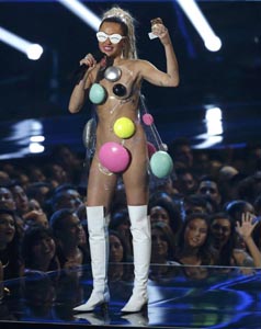 La extravagancia de Miley Cyrus