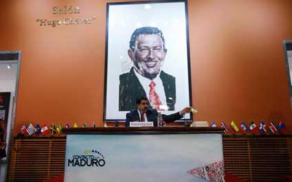 A Maduro lo “amenazan” más que a Chávez