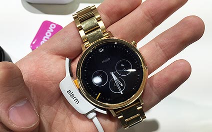 El reloj Moto 360 apuesta por la diferencia en sus diseños