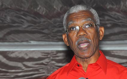 Presidente de Guyana no descarta reunirse con Maduro