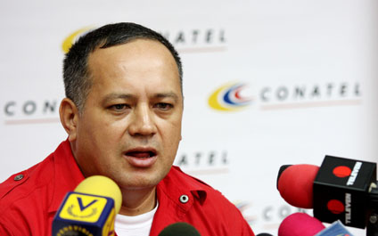 Cabello insta a Colombia a neutralizar naves con drogas