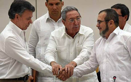 Venezuela celebra acuerdo para lograr la paz en Colombia