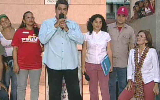 Aseguran que el venezolano está “desconectado de la política”