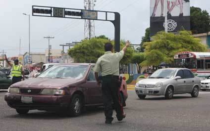 Racionamientos duran más de lo establecido por Corpoelec