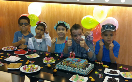 “LuisFer” celebra su cumple y mejora con su tratamiento