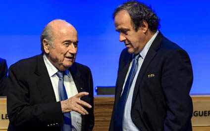Blatter y Platini amenazados por la Comisión de Ética de la FIFA
