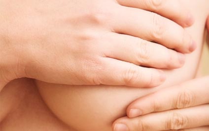 Vinculan a la menopausia con el cáncer de mama