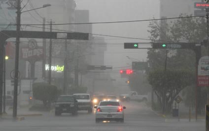 La lluvia no deja reportes de emergencia en Maracaibo