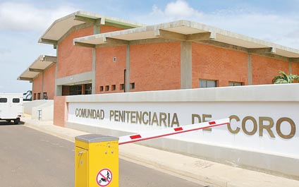 Sirios atrapados entre una mayor necesidad y poca ayuda un mes después