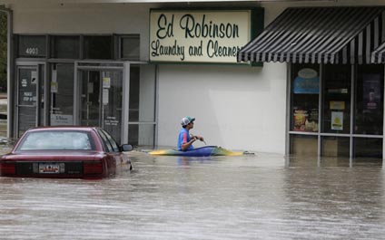 Lluvias torrenciales en EEUU dejan 11 muertos