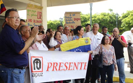 Gobierno no tiene para pagar ajuste a obreros universitarios